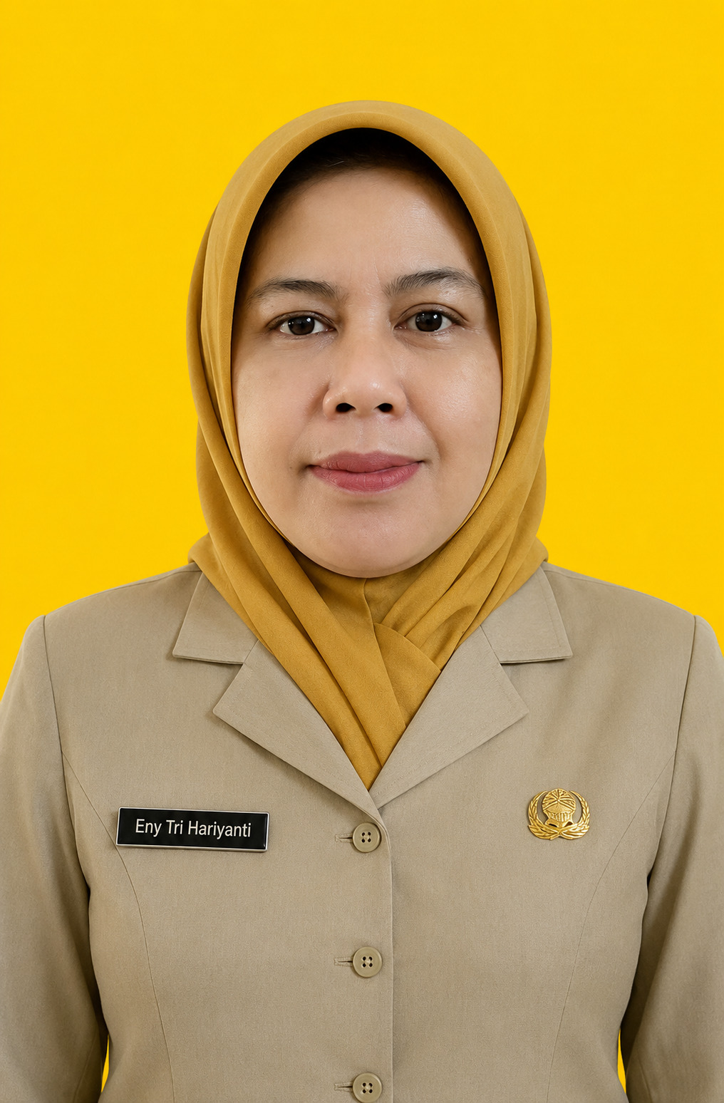 ENY TRI  HARIYANTI,S.Pd.SD